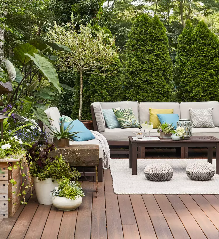 15 Simple and Effective Private Backyard Landscaping Ideas